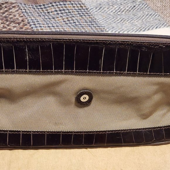 NEW COLEHAAN SHAVE  COSMETICS KIT - Picture 1 of 5